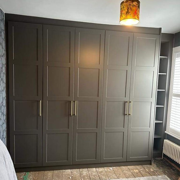 Shaker-Style-Wardrobe