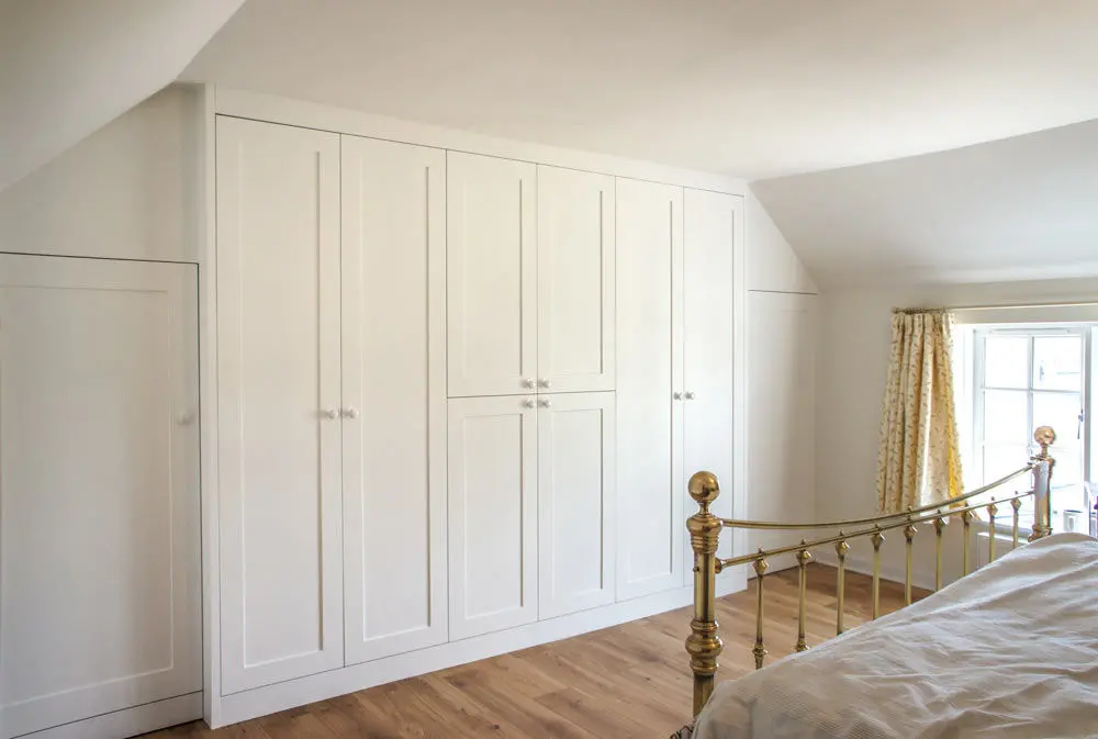 Wardrobe-with-shaker-doors